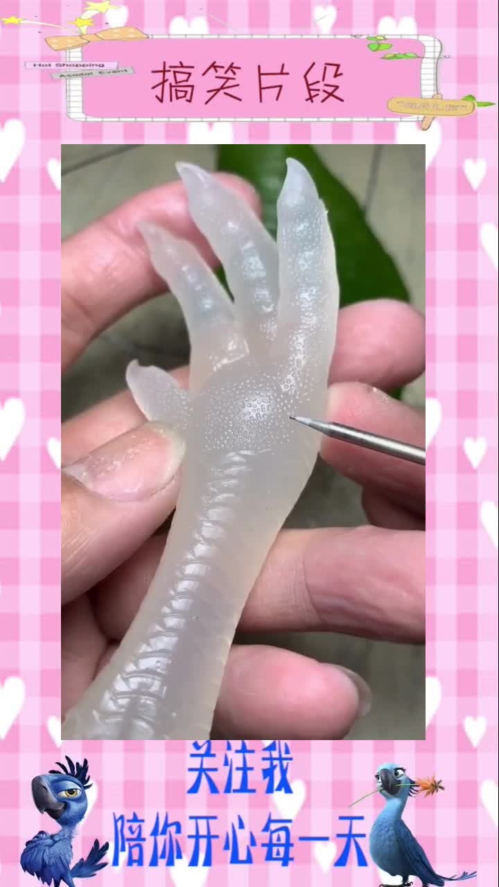 玉石做的鸡爪,只要我牙齿够硬,肯定咬得动!,搞笑段子