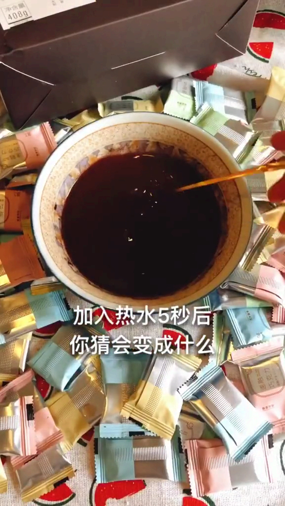 原来因为这样才叫速溶巧克力
