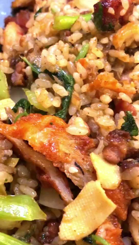 #长春  离家再远也忘不了这熟悉的味道。 老啪叽串炒饭,桂林路市场10号门对面