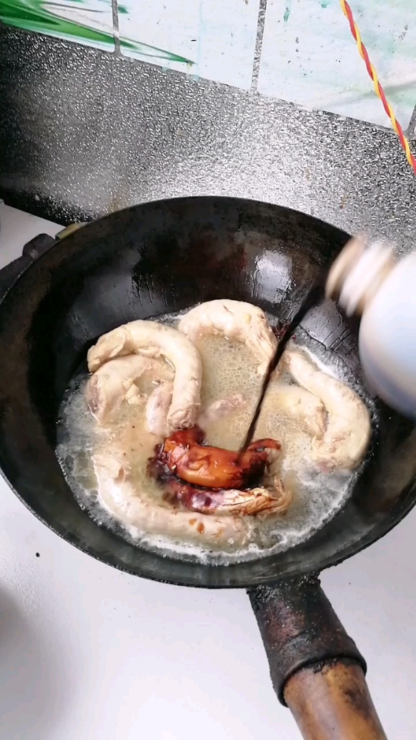 酱鸡脖子