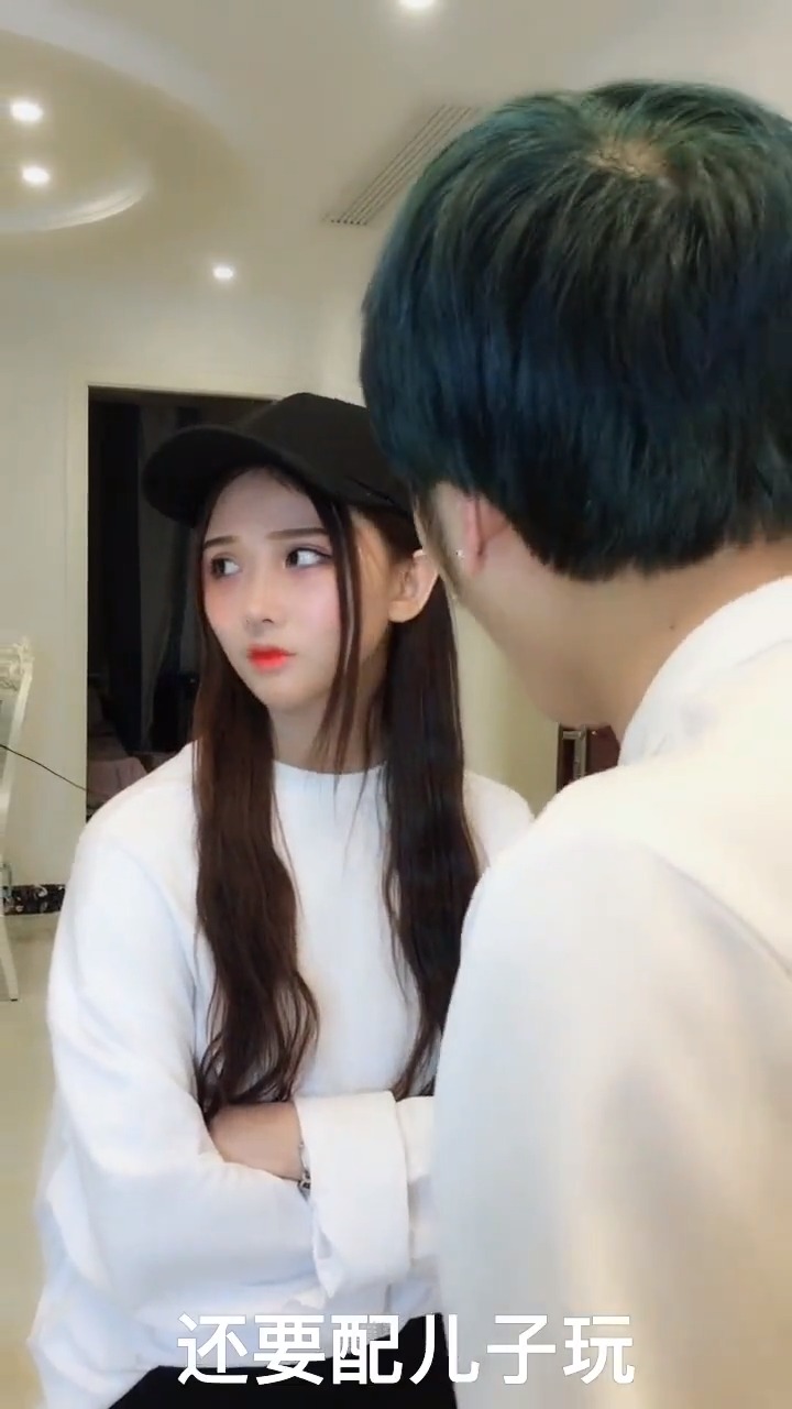 #搞笑段子#老婆抛下孩子去KTV