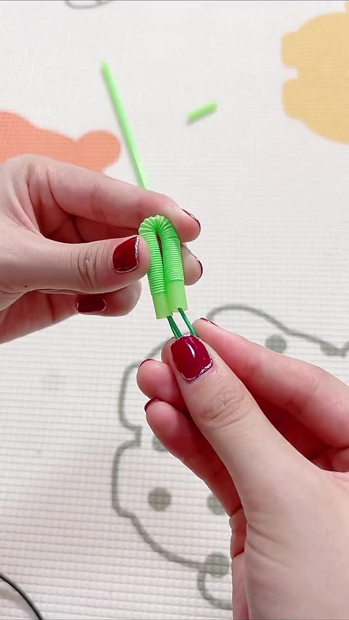 喝完的饮料瓶别扔做几只爱潜水的小章鱼和孩子一起玩你知道什么原理吗