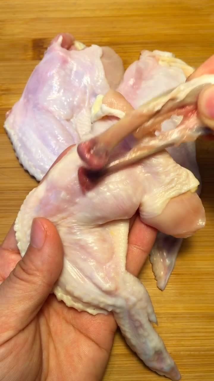 #我是吃货#舌尖上的美食#鸡翅包饭