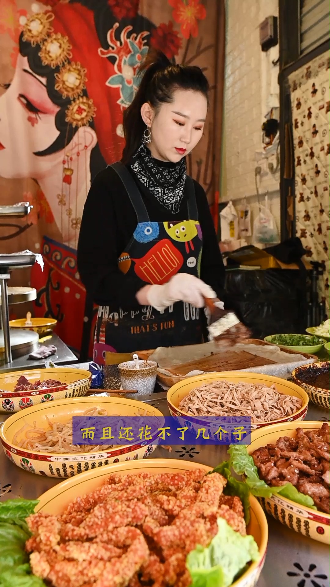 #卤肉#平顶山小姐姐做卤肉卷,10多种卤味卷饼吃,美类很
