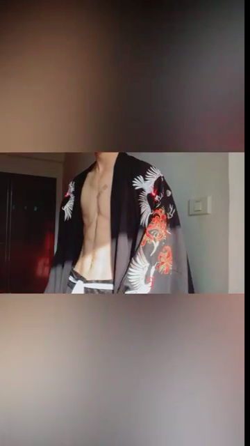 #帅哥#男孩 | 巧克力色男孩腹肌