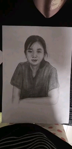 #素描#妈妈,我爱你,画艺不精,其实我的妈妈是个美人!