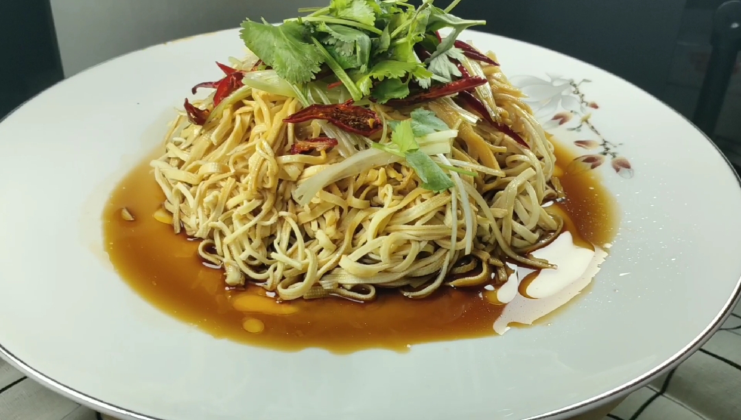 #家乡特色美食#东北美食之干豆腐,分享简单易学家常菜葱油干豆腐的家常做法