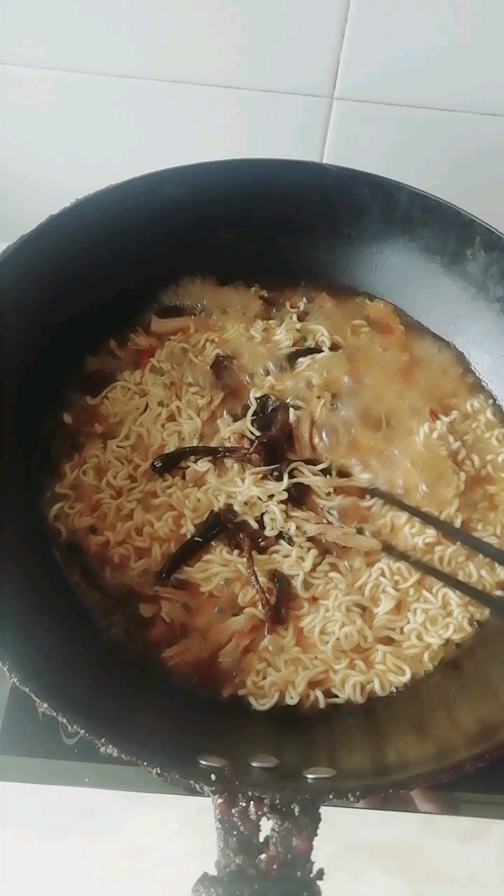 康师傅,小鸡炖蘑菇