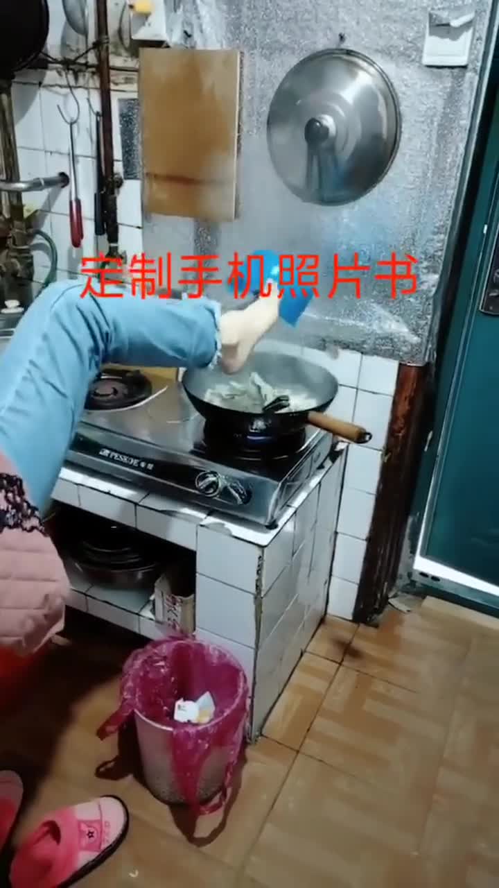 这用脚做菜厉害了