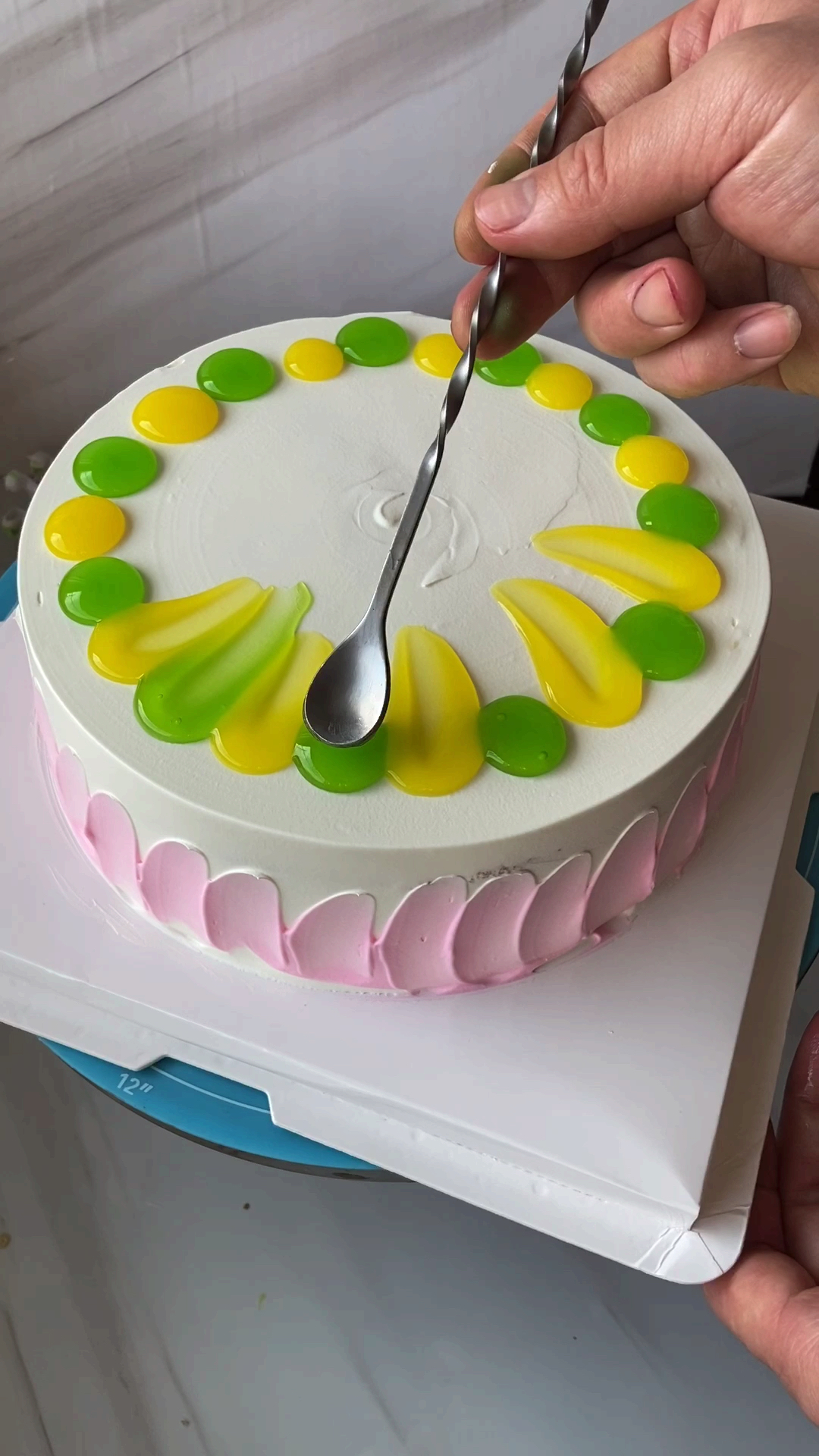 #生日蛋糕#用勺子更好看