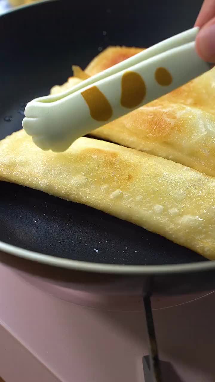 #我要上热门#外面好几块一根的脆皮年糕在家做居然这么简单!