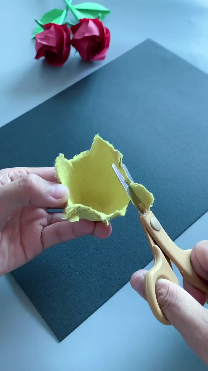 #亲子手工#用鸡蛋托做的美人鱼,拍照超级好看的,儿童节哄娃必备