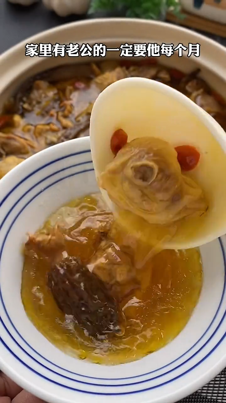 土鸡汤怎么炖好营养