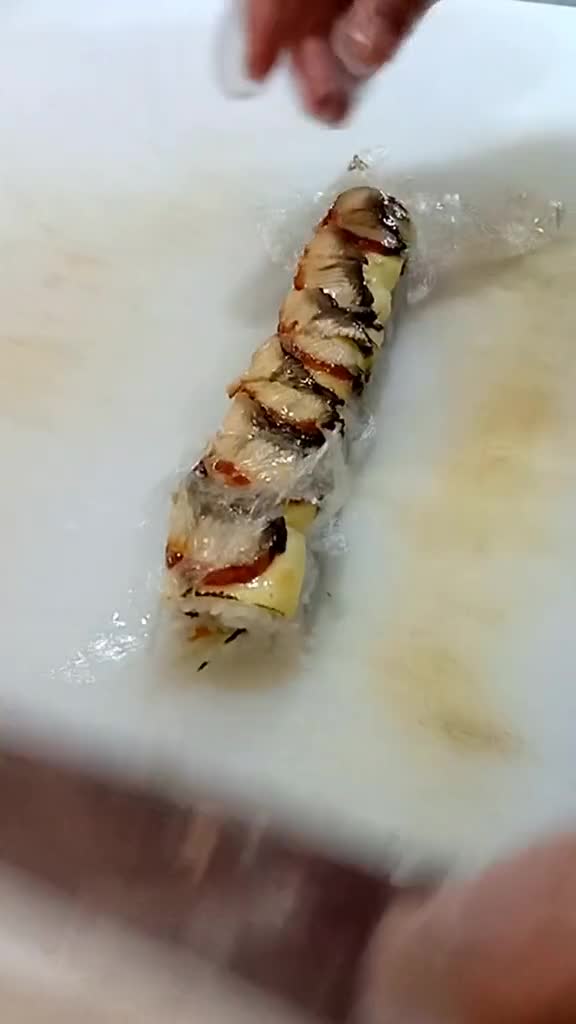 切一条烤鳗鱼的寿司迷惑搭讪步伐,,寿司小智,寿司酱汁教学,寿司小智美式创意寿司,寿司