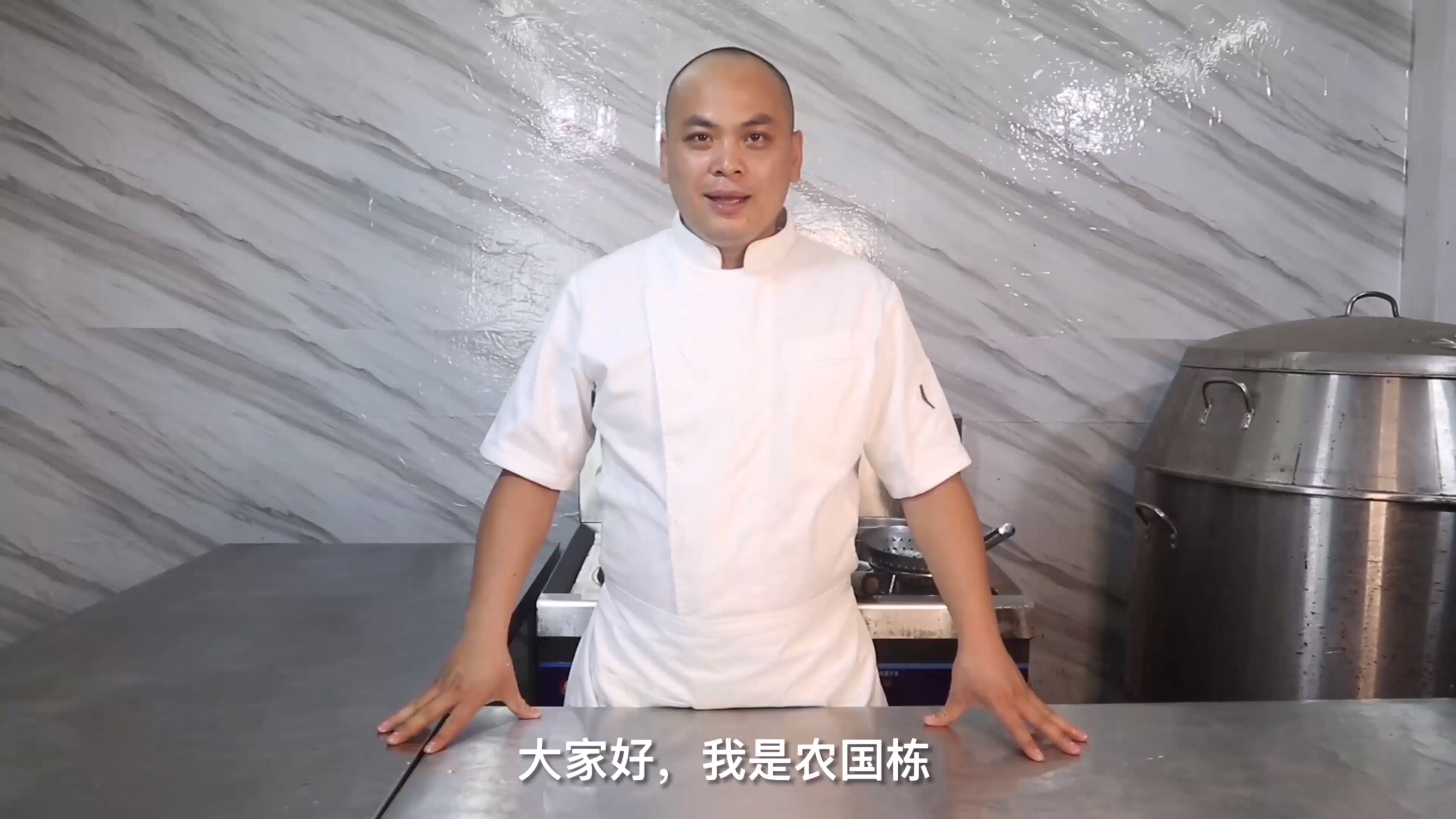 #美食#大厨分享鲜美白灼虾，加上4种秘制蘸料，海鲜即刻升华几个层次