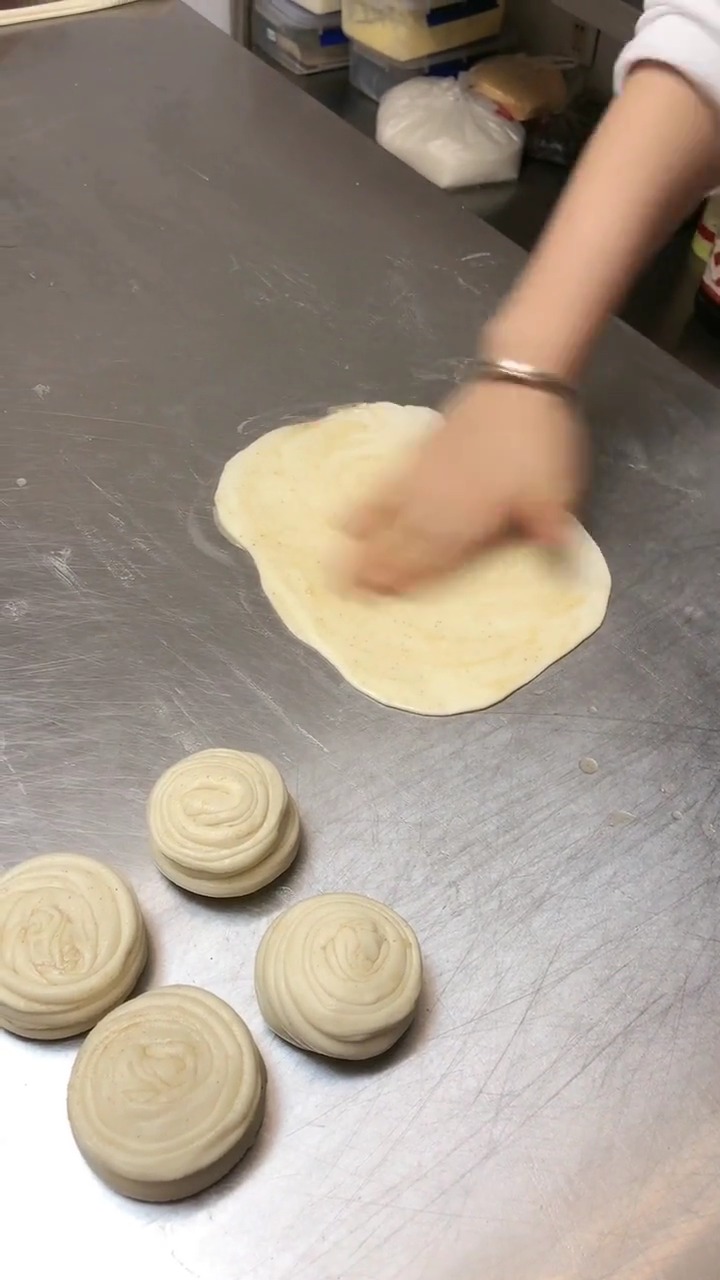 台湾手抓饼制作