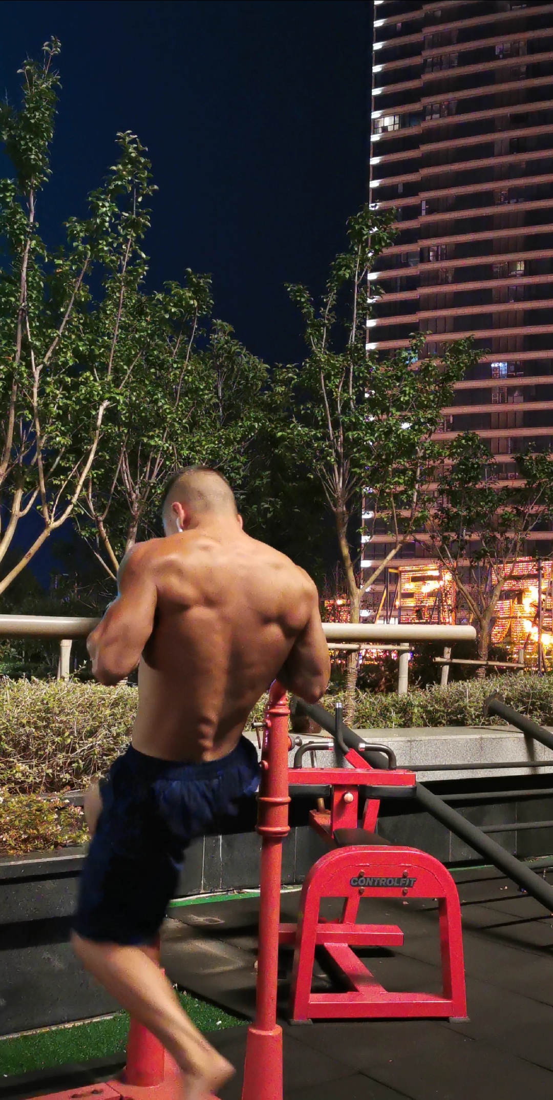 #中华功夫#魔鬼筋肉人的锻炼——恐怖