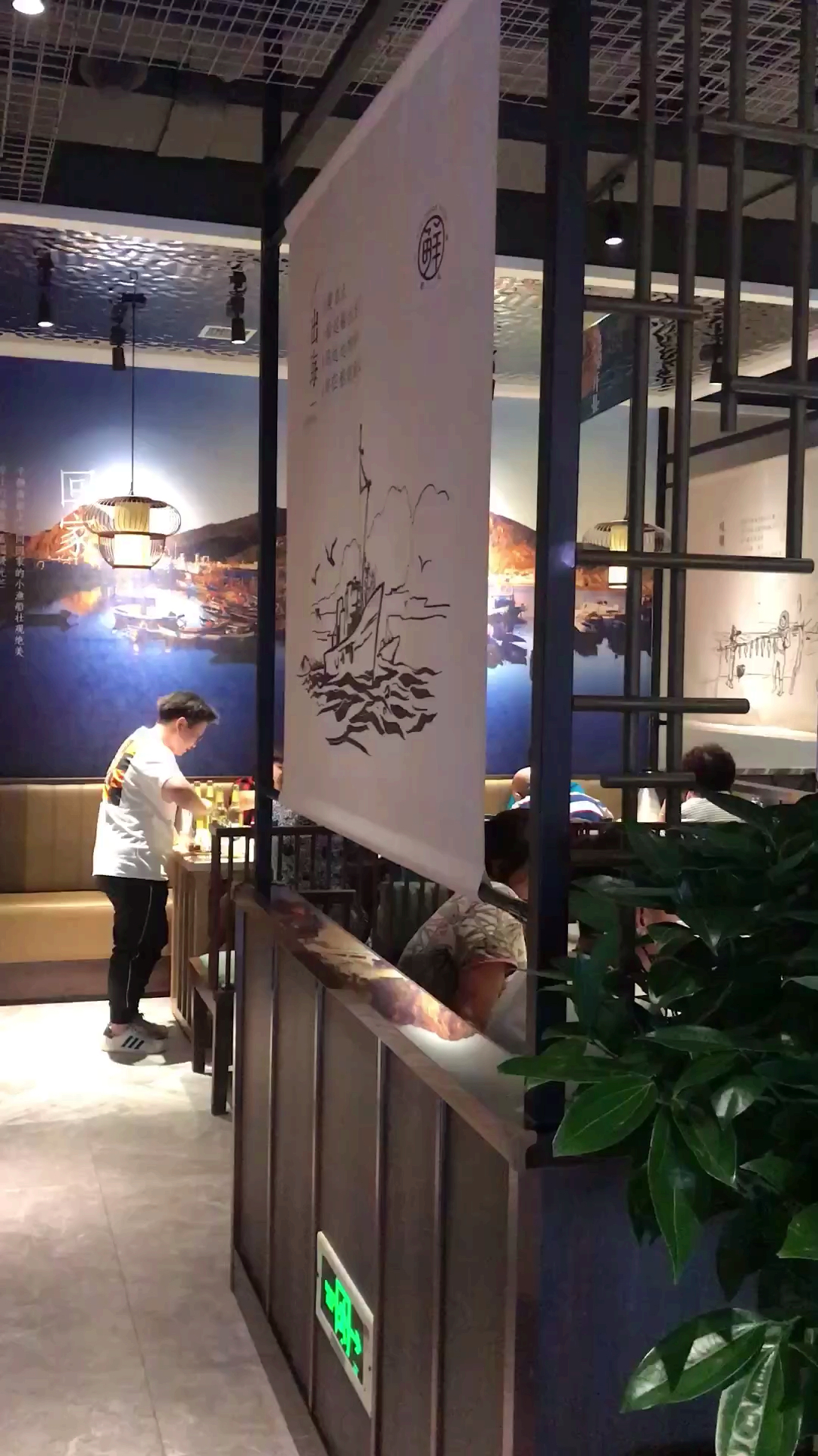 #贴秋膘#渔家海鲜小馆就是任性,海里捞啥就吃啥!