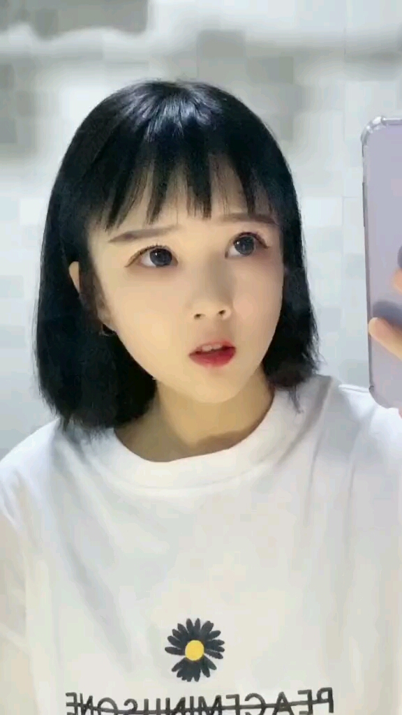 其实我还想要一杯南瓜杏仁露不要瓜不要杏不要路要南仁芋泥奶茶马卡龙没你甜