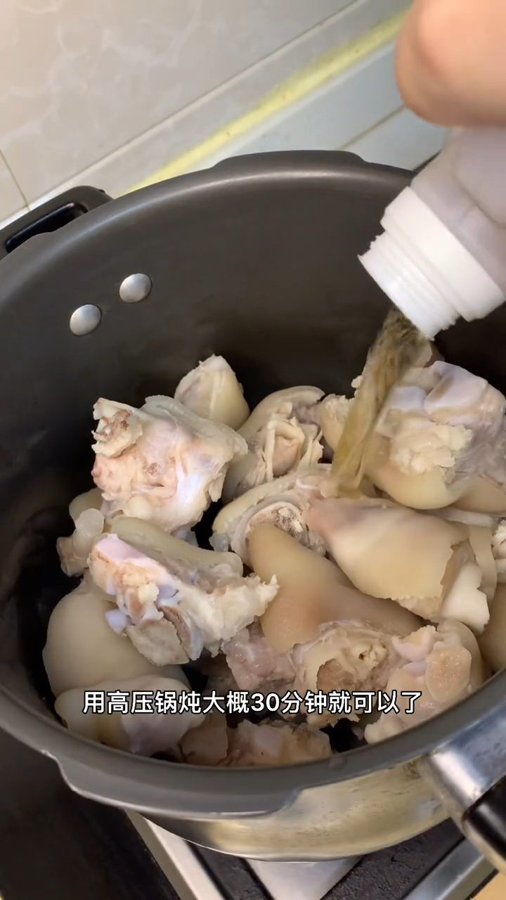高压锅炖猪蹄多长时间最好