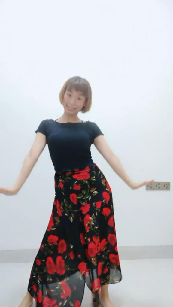 #舞蹈#《咖喱咖喱》加长版,动作简单又可爱,跟我一块跳起来!