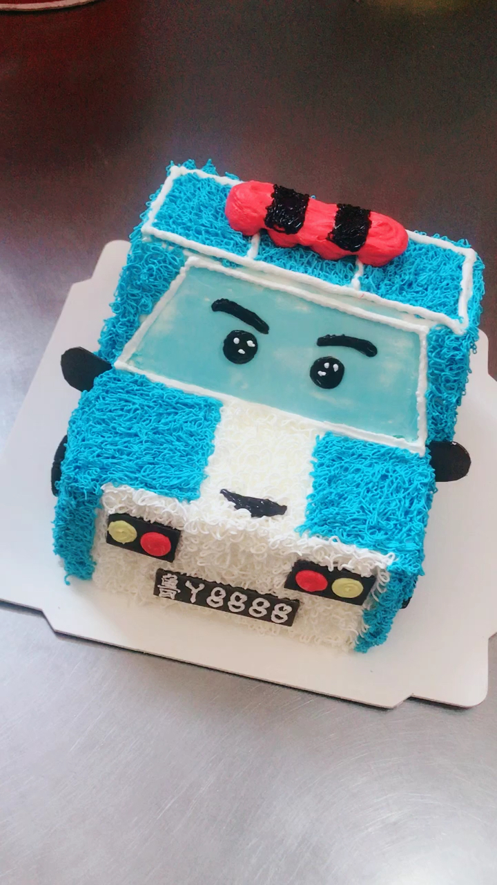 小朋友款小汽车蛋糕