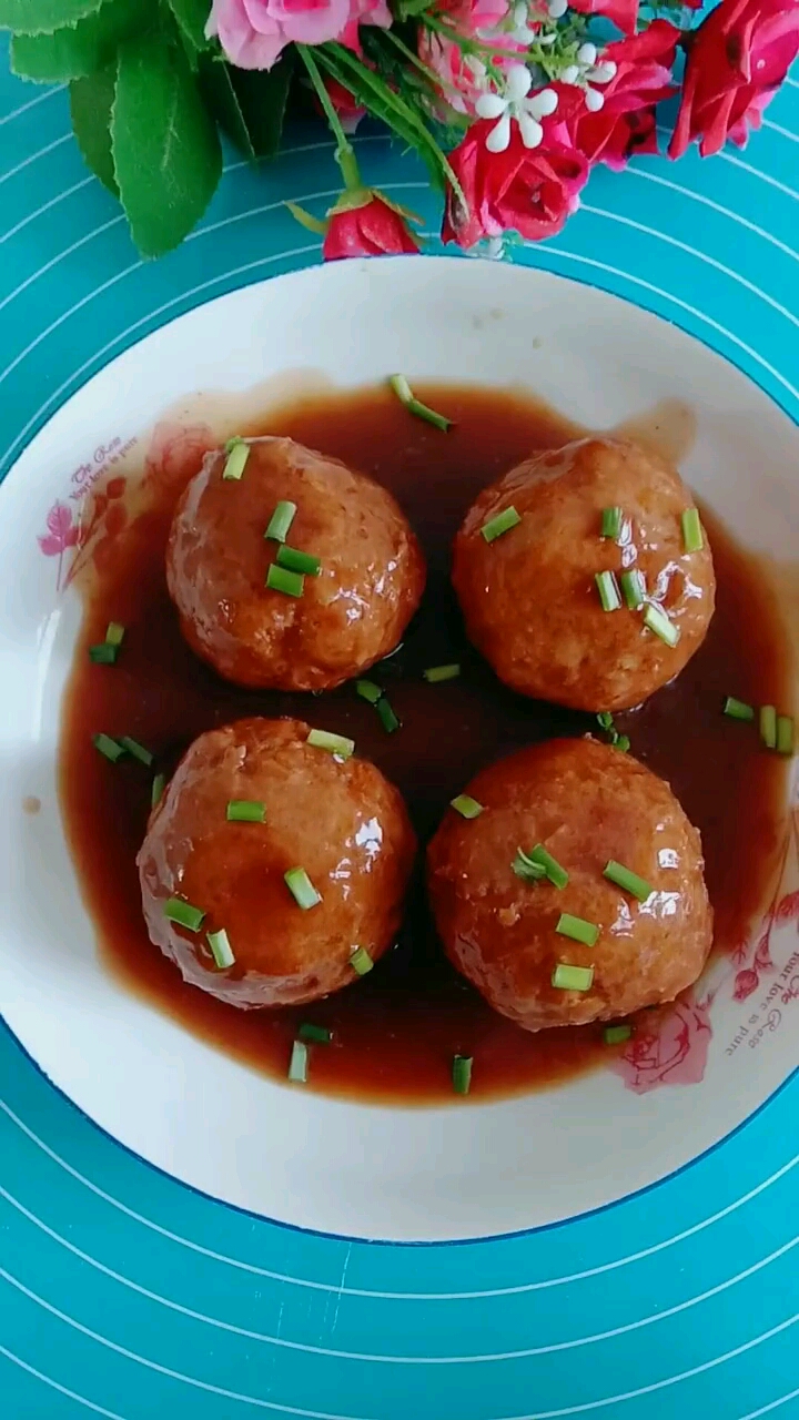 四喜丸子是年夜饭餐桌不可缺少的一道美食寓意团团圆圆过大年!#