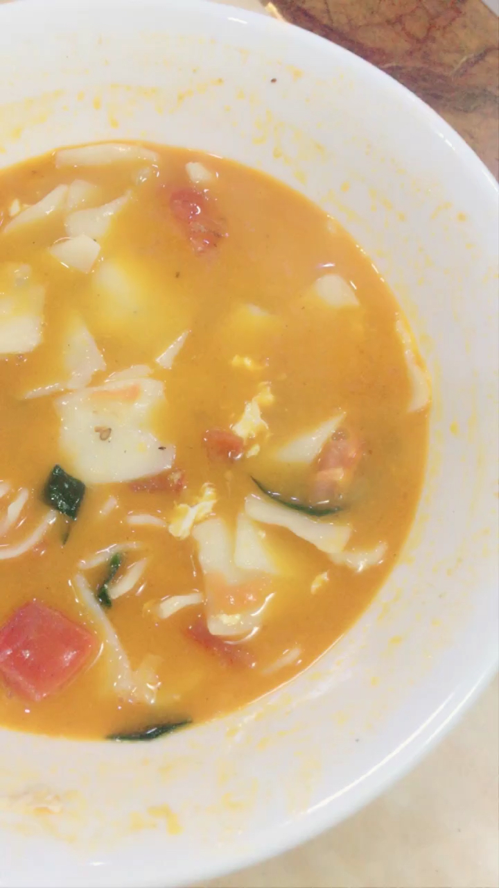 美味的西红柿鸡蛋面