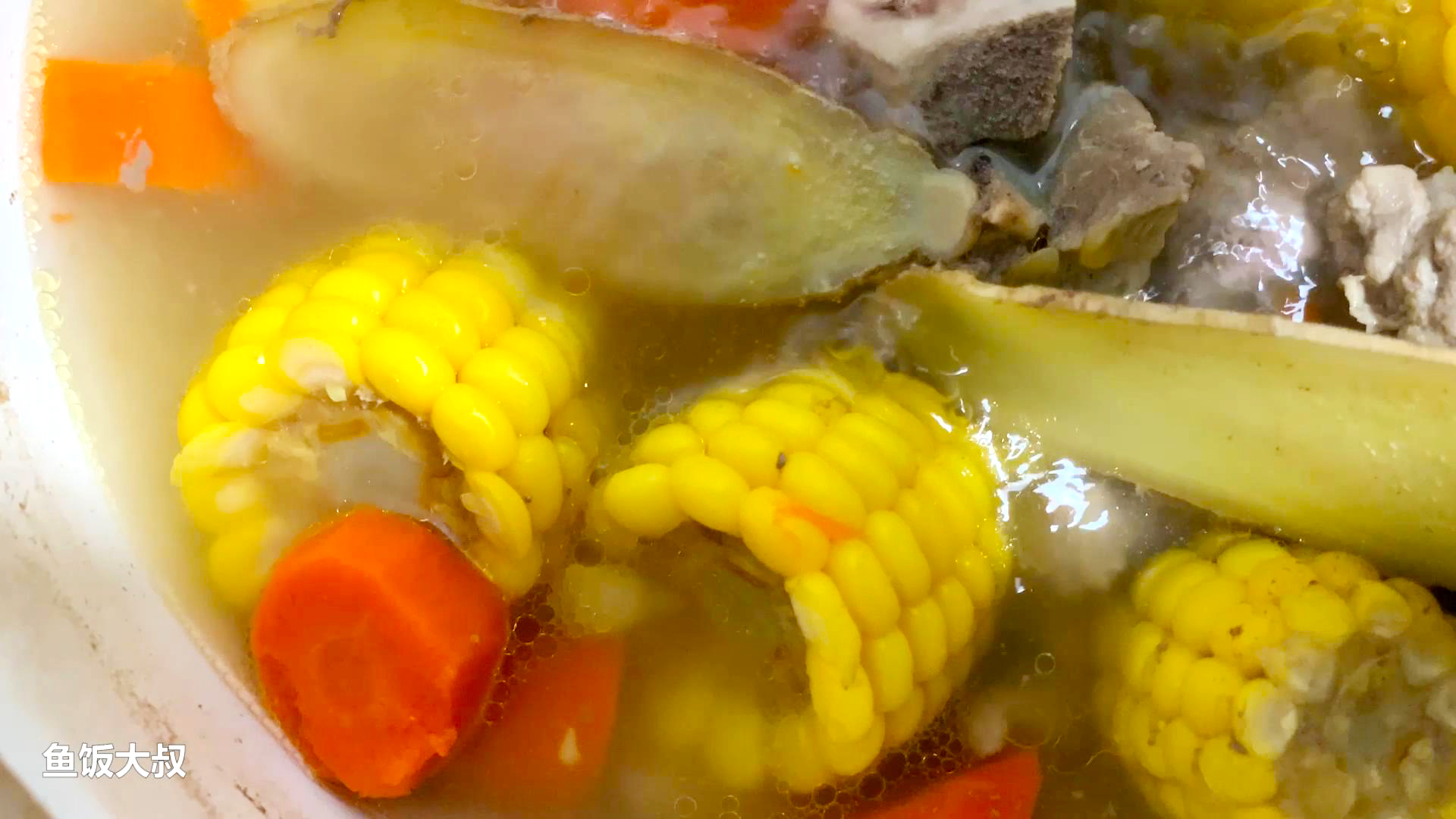 #美食#天气闷热 喝碗玉米猪骨汤吧 做法简单味道清甜