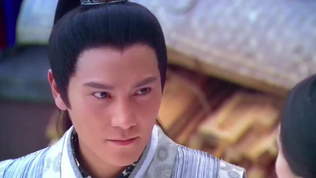 追鱼传奇:唐心来找太子,不料却发现太子被一堆美女围住