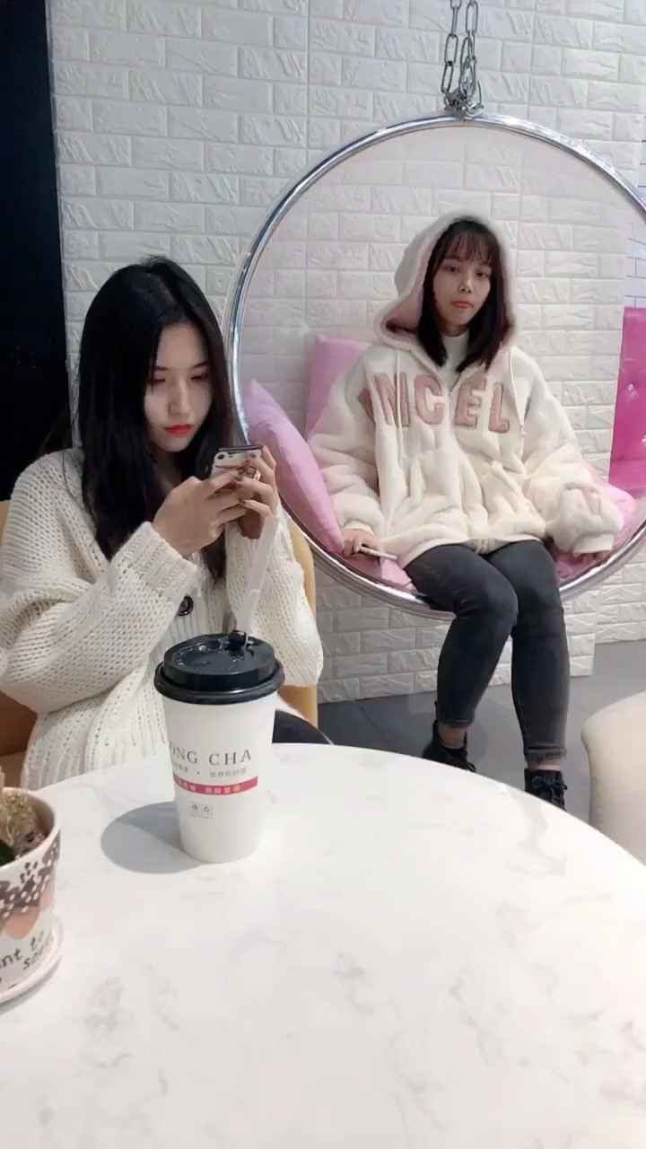 #搞笑段子剧#女生胖胖的才好看好吗!