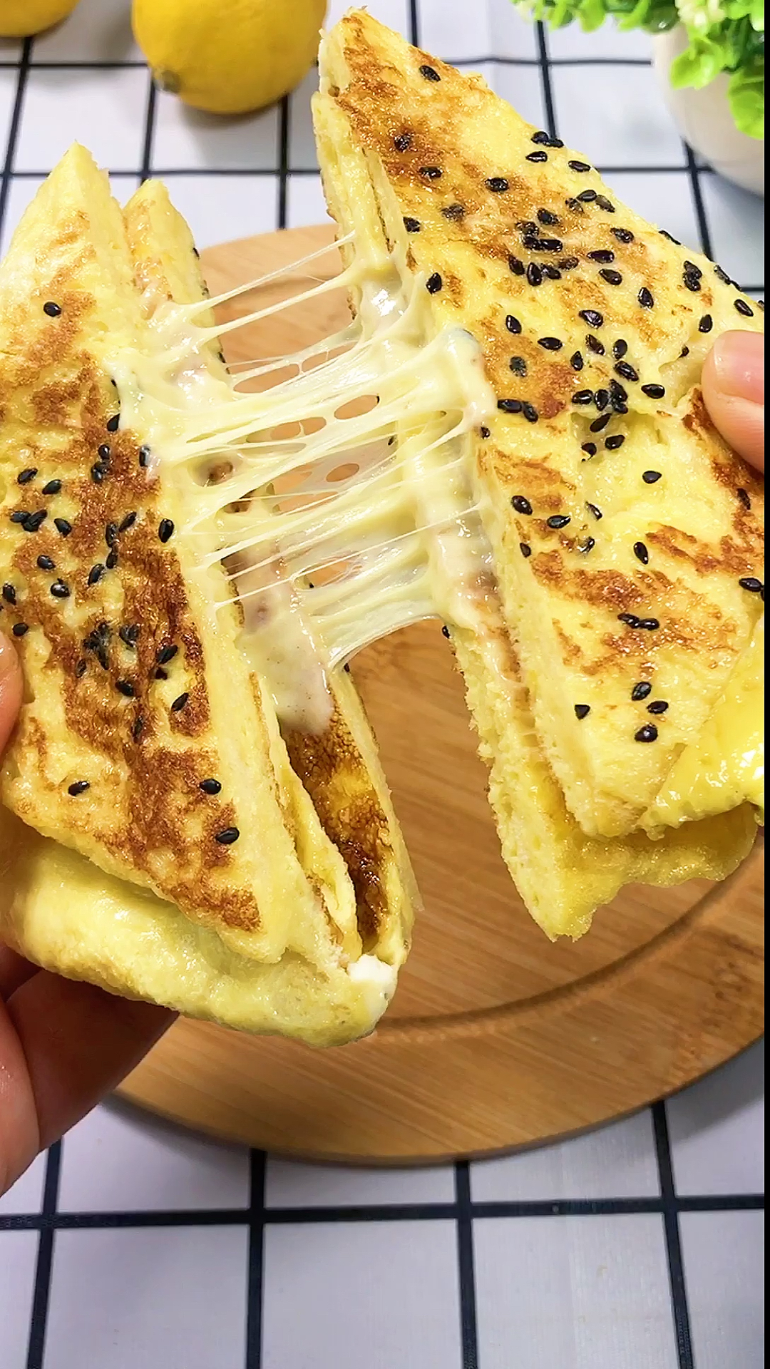 明天早餐吃什么?芝士吐司三明治来一个,还可以打包带着路上吃