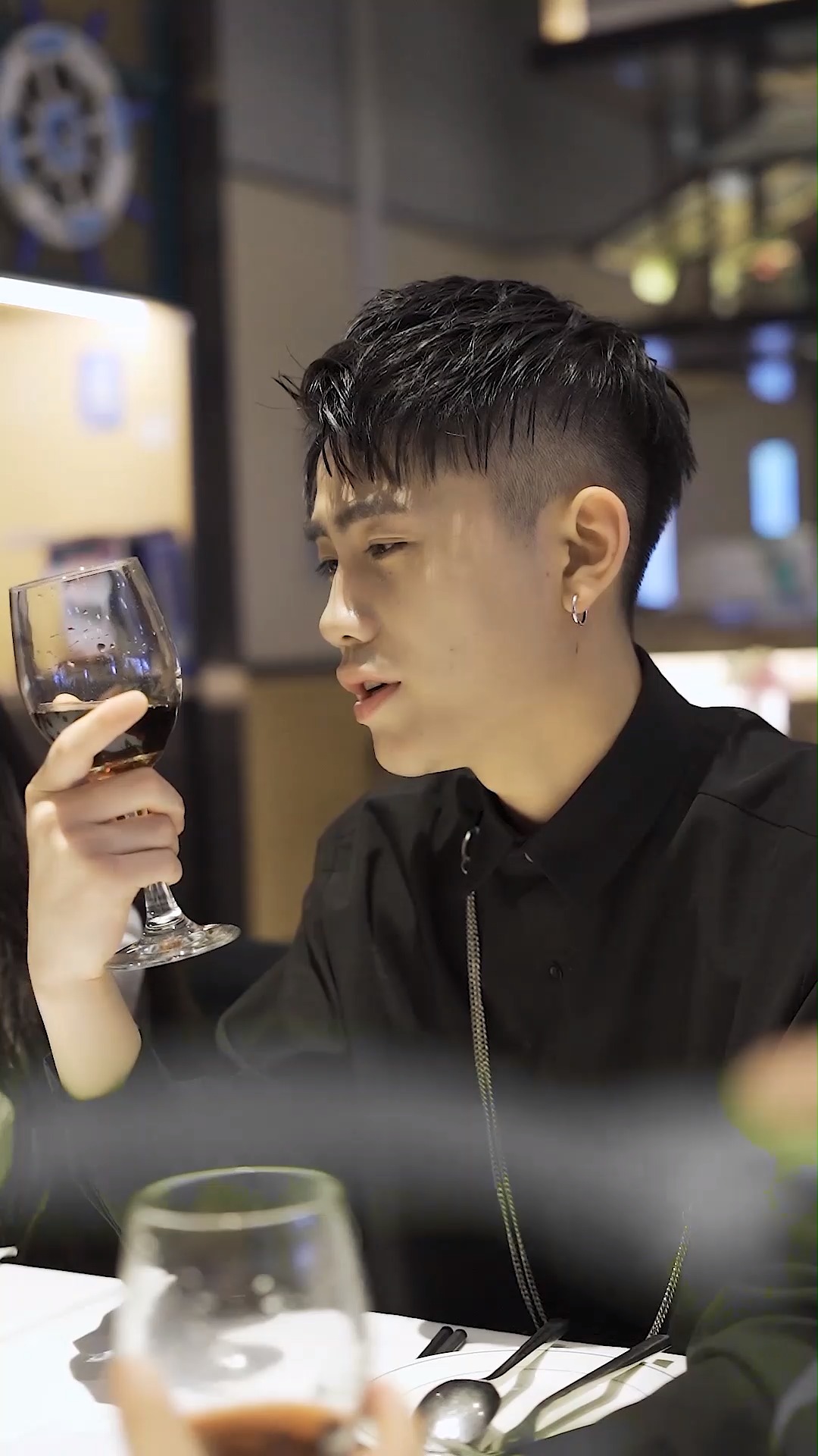 #三人行微剧#《冥王的宠妻番外篇》第二十一集:我是你时期三十天的男友,我形影不离!