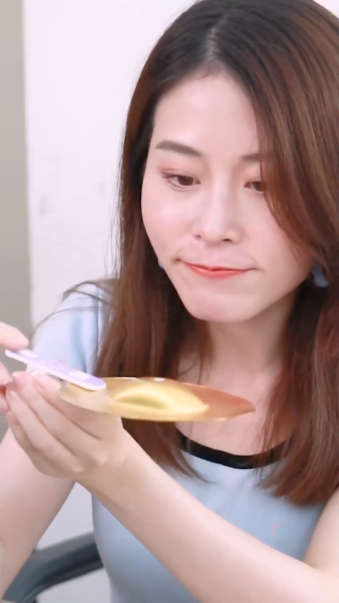 #搞笑段子剧#铜锣做的蛋烘糕,会是铜锣烧的味道吗?