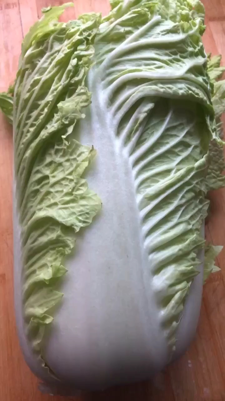 白菜猪肉炖粉条 做法(1)