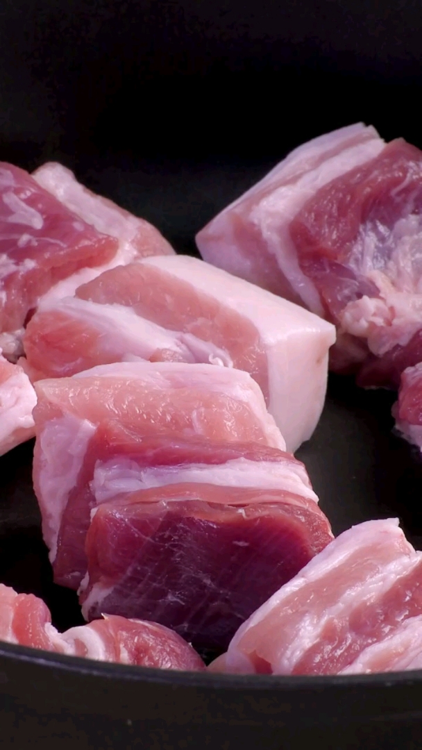 #佛系生活#土豆红烧肉了解下,电饭煲就可以做