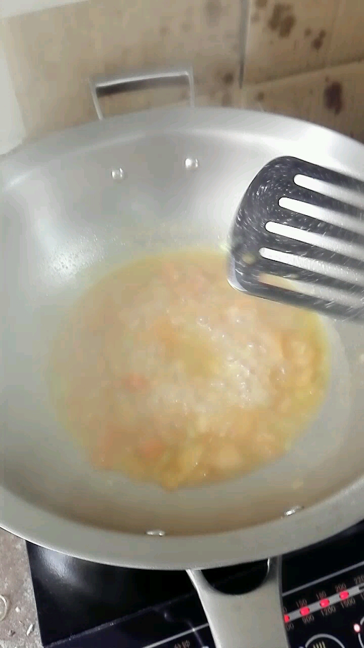 给宝宝做的西红柿鸡蛋面