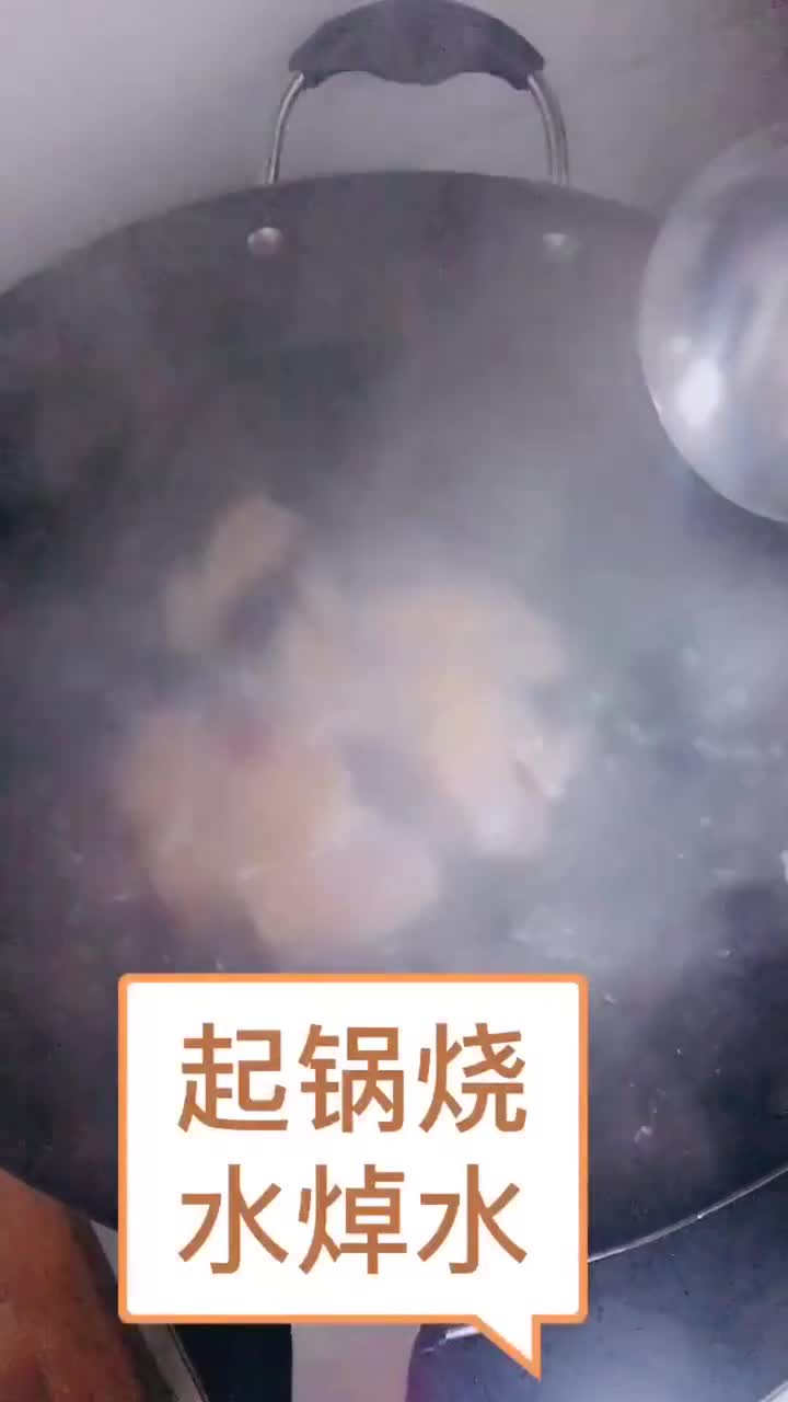招待朋友的一道硬菜,家常小鸡炖土豆教程!