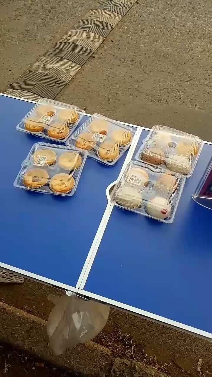 已经全部售空啦,明天继续约吧,摆摊不丢人没钱才是最可怕的加油