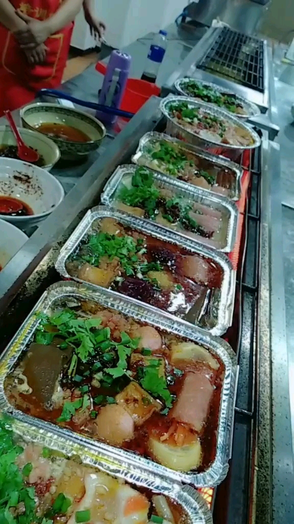 锡纸烤粉丝,锡纸花甲米线,锡纸烤鱼,锡纸鸭血,锡纸虾尾,锡纸娃娃菜,锡纸鸡爪,锡