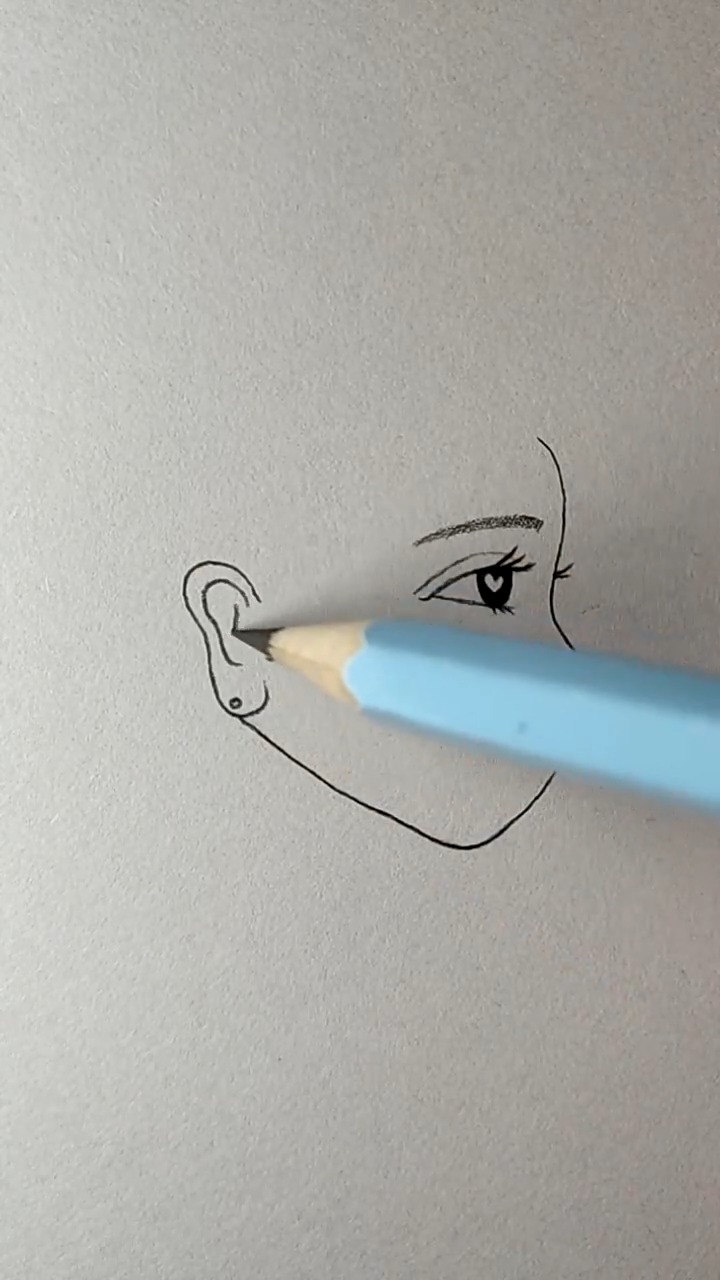 简笔画,画一个我们的白衣天使,默默为我们付出努力,一定要加油!