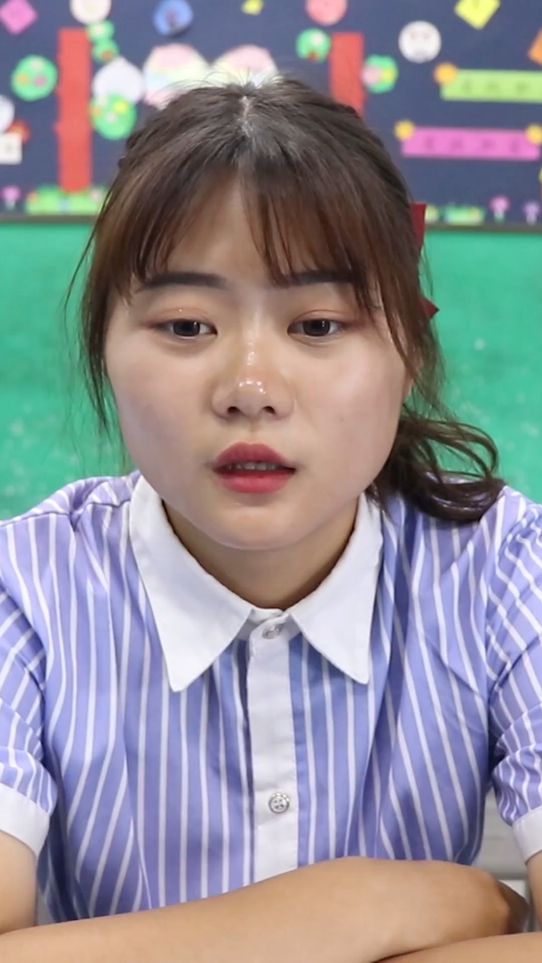 #搞笑段子#短剧:小鱼要转学,没想被同学们一首“深情对唱”留了下来,真逗