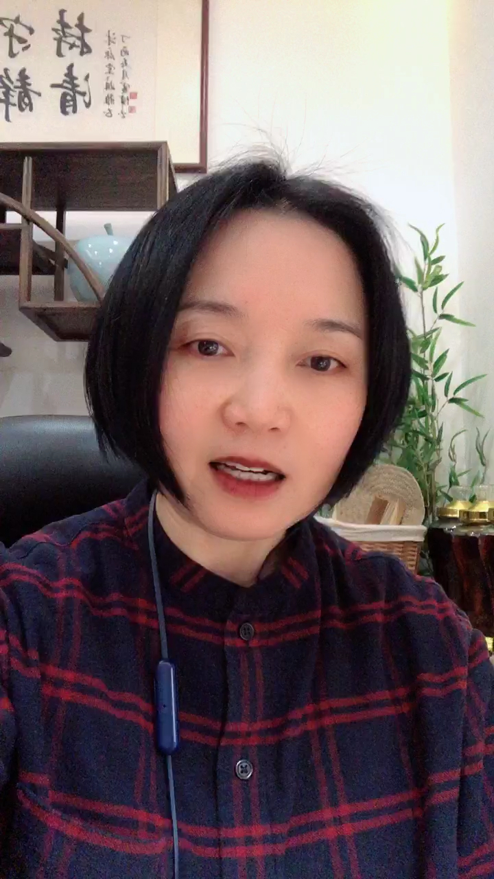 #乡村生活#饿了,吃方便面,郑州的朋友们,对这个快食面应该非常熟悉吧?学生时代的美好记忆