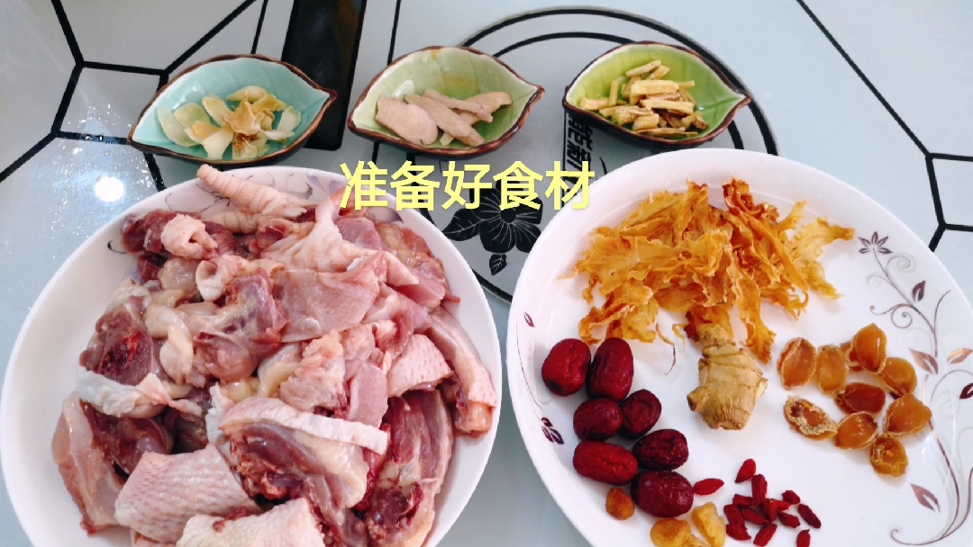 #自制美食# 春日好食光,花胶鲍鱼鸡汤,十全大补养生又养颜!