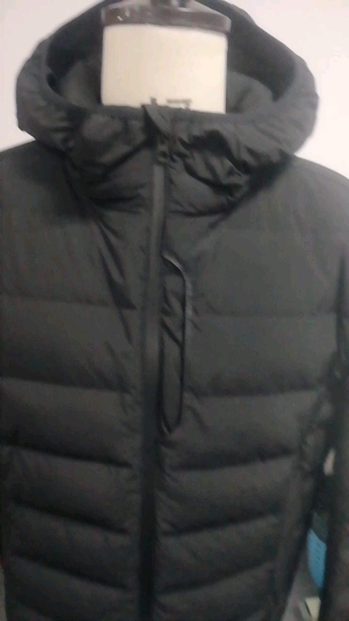 男款羽绒服