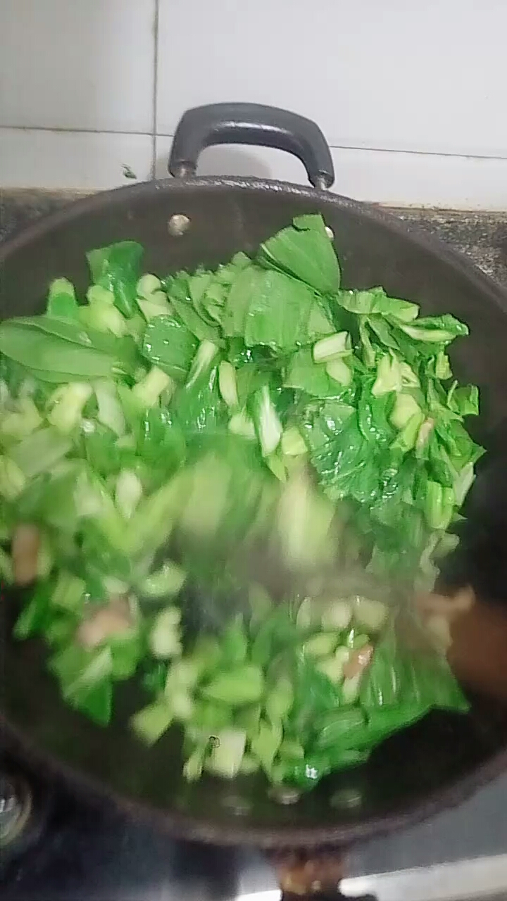 腊肉炒菜苔!