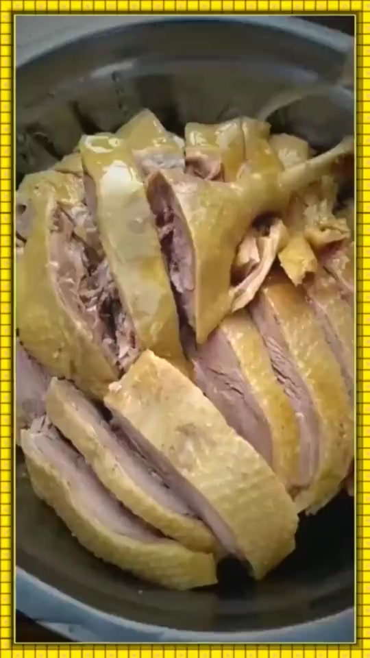 #搞笑段子#盐水鹅肉质鲜美,看着就有食欲!