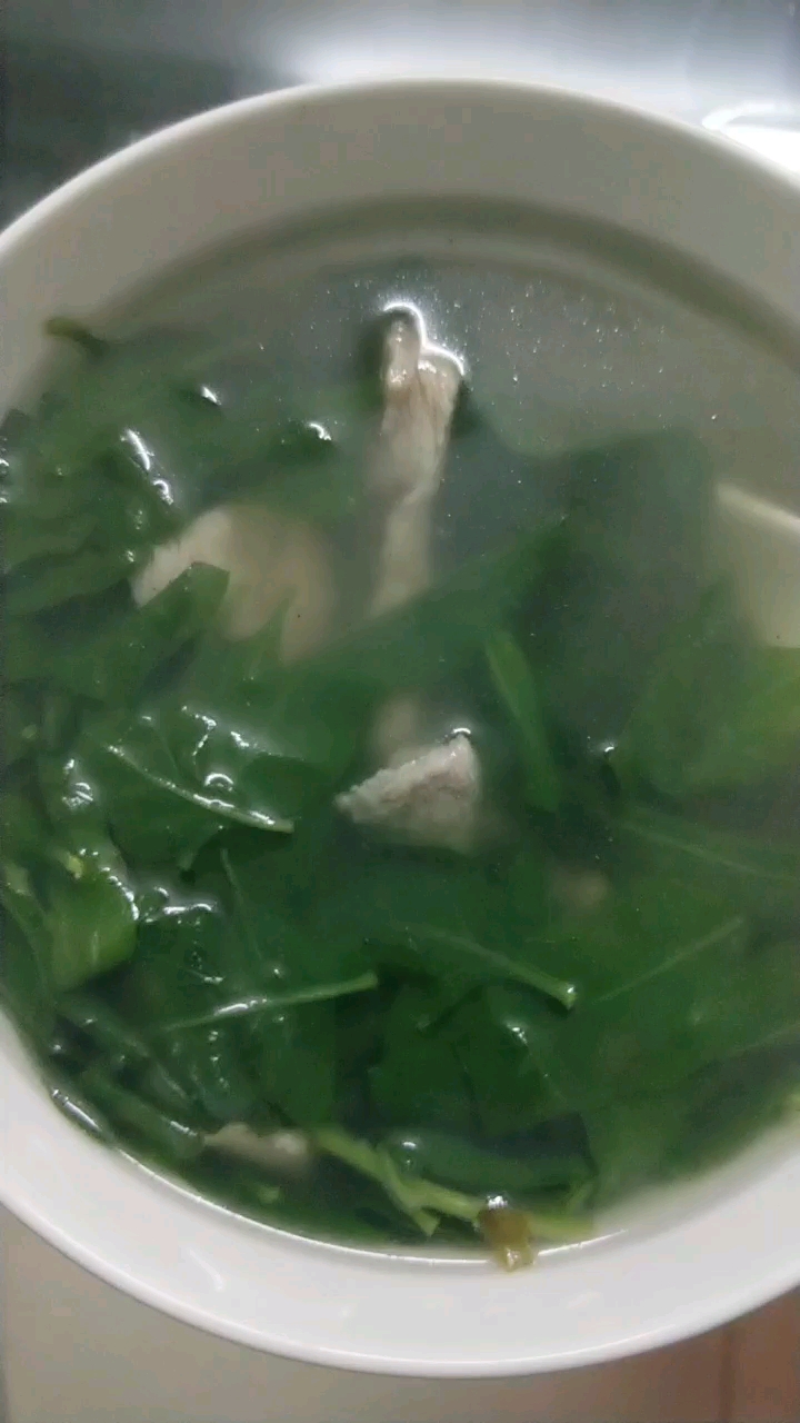 枸杞叶瘦肉汤