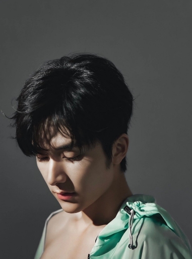 #冰糖炖雪梨吴倩张新成#新男友腹肌照,今天又是上头的一天