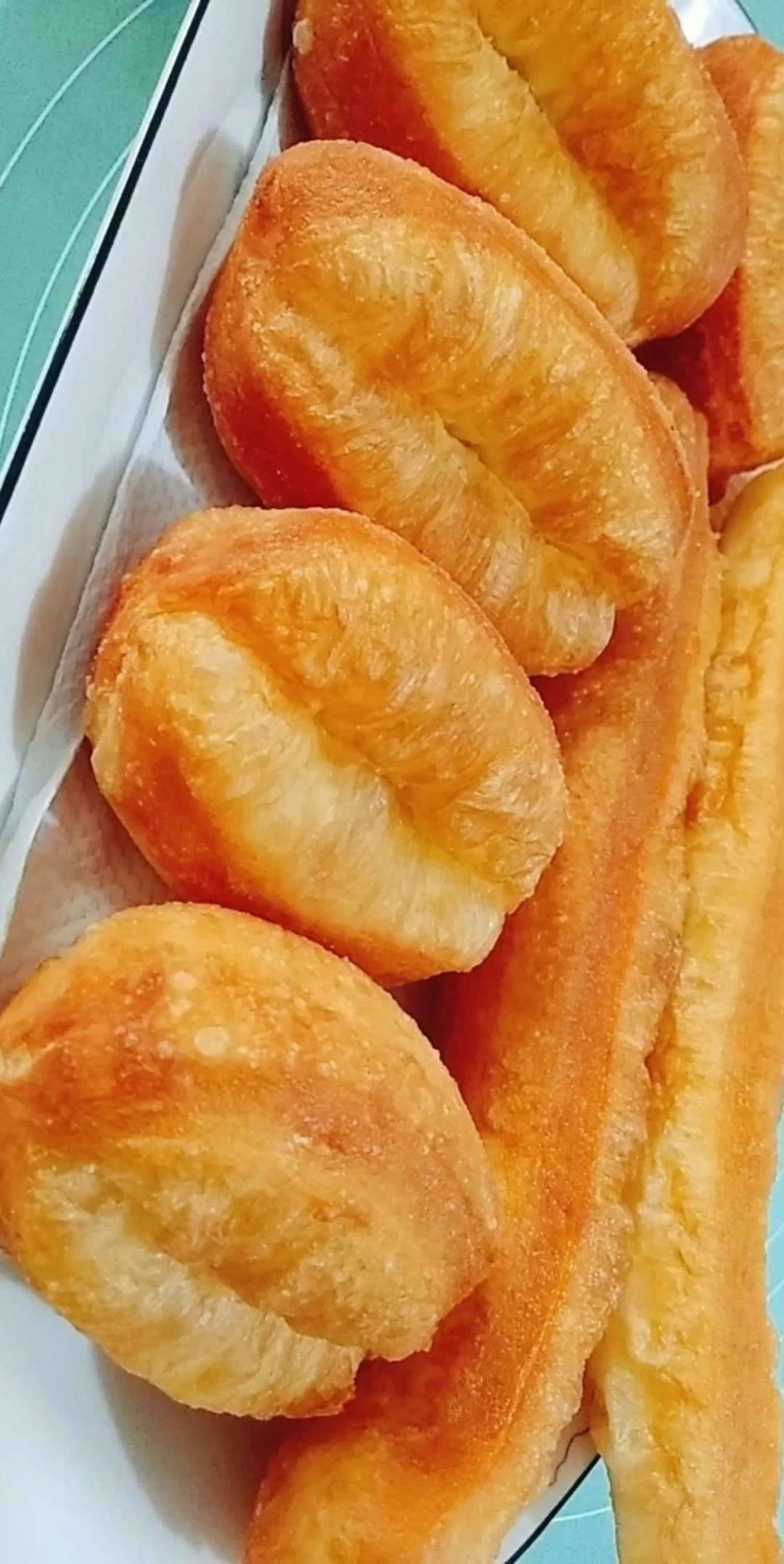 #秀出我的家乡味#不用泡打粉不用水也能做国宴油条,简单易学